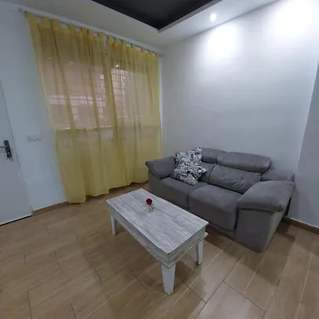 Drolly Apartment *